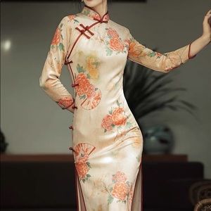 Vintage floral printed side-slit suede 3/4 sleeve qipao dress